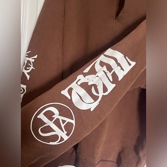 Total Luxury Spa Brown Monogram Sweatshirt size M - Picture 7 of 8
